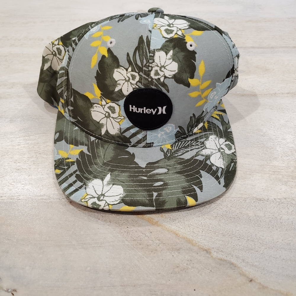 Hurley tropical snapback